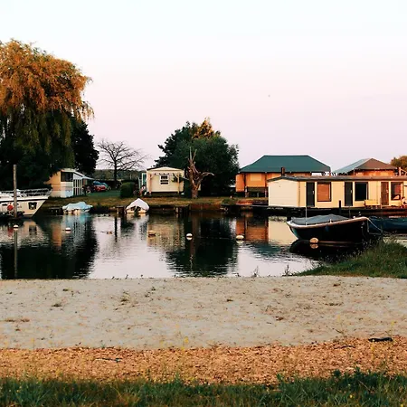 Luxury Lüks kamp alanı Alphen (Gelderland)