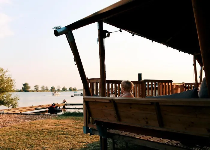 Luxury * Alphen (Gelderland)