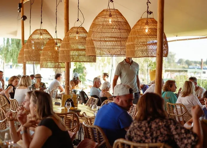 Luxury * Alphen (Gelderland)